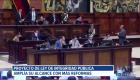 El proyecto de Ley de Integridad Pública, pasó de modificar 11 a 17 normas entre códigos y leyes orgánicas. Se incluyeron reformas a las regalías de las multas por radares, la expulsión de extranjeros y la contratación de personal, sin concurso, en el sistema judicial.
