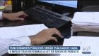 Los funcionarios públicos del país serán evaluados cada seis meses, según las nuevas reformas aprobadas en la Asamblea, de las que dependerá su estabilidad laboral. 

Un reportaje de Lucía Clavijo