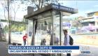 Quito cuenta con más de 6 000 paradas de buses, pero algunas se encuentran en mal estado. La ciudadanía solicita un plan de renovación y un cambio en el material de fabricación.

Un reportaje de Nathalie Jiménez