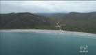 Los Frailes, en el cantón Puerto López, Manabí, fue elegido por el Centro Internacional de Formación y Certificación de Playas como el mejor balneario del Pacífico 2025.

Un reportaje de Ricardo Cruzatty