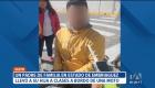 Un motociclista en estado de embriaguez llevó a su hija a la escuela en su primer día de clases. Afortunadamente, ambos llegaron a su destino. El conductor dio positivo en la prueba de alcoholemia y fue sancionado con cinco días de privación de libertad.

Un reportaje de Juan Miguel Rodríguez