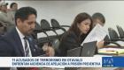 Desde las 9 de la mañana de este viernes 17 de octubre se desarrolla la audiencia de apelación a la prisión preventiva de once personas acusadas de terrorismo por los actos ocurridos en Otavalo.

Un reportaje de Daniela Valencia