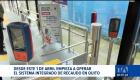 Usuarios podrán utilizar la tarjeta ciudad para el pago de pasajes en estaciones multimodales y Metro de Quito. El pago en efectivo sigue habilitado. Un reportaje de Stephany Paz
