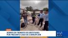 El agente fue separado de la institución tras ser acusado de solicitar USD 300 a un conductor de transporte público para no multarlo. Un reportaje de Juan Miguel Rodríguez
