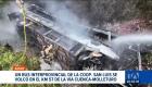 El volcamiento de una unidad de la cooperativa San Luis se registró este miércoles en el kilómetro 57 de la vía; equipos de emergencia trabajan en el rescate y traslado de los afectados tras el grave incidente de tránsito.