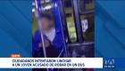 El sospechoso fue sorprendido en flagrancia aprovechando la aglomeración en un bus. La indignación ciudadana casi termina en tragedia. Un reportaje de Gustavo Jaramillo
