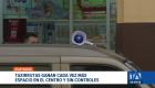La falta de transporte eficiente hacia cantones vecinos ha provocado la proliferación de paraderos de taxirrutas. Un reportaje de Camila Guevara