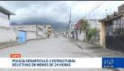 Personas vinculadas a una red de extorsión y robo fueron capturadas en Quito. Se recuperó un auto reportado como robado y se decomisaron armas. Un reportaje de Gustavo Jaramillo