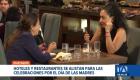 El sector gastronómico de Guayaquil registra un aumento masivo de reservaciones por el Día de la Madre. Se han reorganizado los eventos por el toque de queda. Un reportaje de Camila Guevara