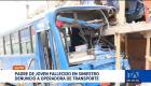 El padre de la víctima presentó una denuncia formal ante la Secretaría de Movilidad contra la operadora de transporte. Un reportaje de Nathalie Jiménez