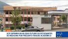 El Consejo Universitario de la Universidad Central analiza la separación definitiva de los 11 estudiantes acusados de fraude académico. Un reportaje de Brigette Mancheno
