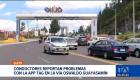 Conductores que circulan por esta arteria clave en el norte de Quito reportan dificultades constantes para cancelar la tarifa del telepeaje. Un reportaje de Nathalie Jiménez