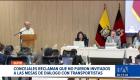 Concejales critican que las reuniones entre el Municipio y los representantes del transporte público se manejen de forma cerrada. Un reportaje de Stephany Paz