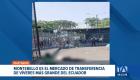 La delincuencia golpea con fuerza al principal centro de abastos de Guayaquil tras el asesinato al estilo sicariato de un joven en la zona de andenes.  Un reportaje de Jazmín Solís