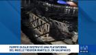 Fuertes oleajes causó daños en tramos del muelle turístico "Tiburón Martillo" e inundando establecimientos comerciales en la isla San Cristobal. Un reportaje de Diego Añazco