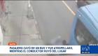 Un ciudadano se recupera tras ser atropellado por una unidad de transporte público. El chofer abandonó el automotor tras el siniestro. Un reportaje de Juan Miguel Rodríguez