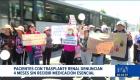 Pacientes y familiares se movilizaron para exigir al Gobierno la dotación inmediata de inmunosupresores en los hospitales públicos. Un reportaje de Nathaly Jiménez