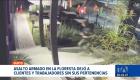 La Floresta fue escenario de un asalto dentro de un establecimiento. Sujetos armados amedrentaron a clientes y empleados. Un reportaje de Gustavo Jaramillo