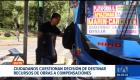Moradores del norte y sur de Quito expresaron preocupación  luego de conocerse de la suspensión de obras viales necesarias para sus sectores. Un reportaje de Brigette Mancheno