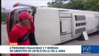 El accidente del bus interprovincial se registró en el sector de la parroquia Canoa, cantón San Vicente. Se investigan las causas.