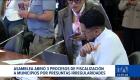 El caso más reciente dentro de la función legislativa indaga supuestas irregularidades en los contratos públicos celebrados por gobiernos locales. Un reportaje de Karen Haro