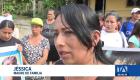 Un informe del Servicio Nacional de Medicina Legal expone la falta de recursos económicos. Señala que la crisis provoca colapsos administrativos.  Un reportaje de Paula Kuhn