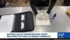 Las bandas transnacionales intensifican el uso de servicios de encomiendas internacionales para el envió de drogas. La Policía investiga estos hechos. Un reportaje de Catalina García