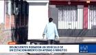 El robo de vehículos en estacionamientos privados y zonas residenciales de Quito no para. Un video muestra como roban un carro en apenas seis minutos. Un reportaje de Gustavo Jaramillo