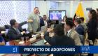 En medio de incidentes verbales, la mesa de Transparencia avaló el documento para segundo debate, bajando el plazo de trámite a un año. Un reportaje de Karen Haro