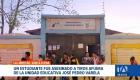 En el cantón La Libertad, provincia de Santa Elena, un estudiante fue asesinado en los exteriores de una institución educativa. Un reportaje de Ever Moreira
