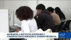 Un total de 79 mil aspirantes rinden las pruebas en más de 200 sedes nacionales hasta este jueves, previo al proceso de postulación. Un reportaje de Lucía Clavijo