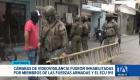 En un operativo ejecutado en el sur de Guayaquil, personal militar y técnicos del ECU 911 desmontaron cámaras de videovigilancia instalados por bandas delictivas. Un reportaje de Paula Kuhn