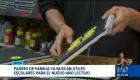 La dinamización económica en papelerías y comercios se intensifica en Quito. Locales reciben a padres de familia en busca de útiles y uniformes. Un reportaje de María Gracia Chacón