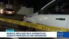 El privado de libertad de 44 años falleció tras ser trasladado desde la cárcel de Cotopaxi a un hospital del IESS; Fiscalía y Policía investigan el hecho.