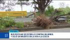 Informes preliminares señalan que la calzada mojada por las lluvias incidió en los percances registrados en la vía a la Costa. Un reportaje de Camila Guevara