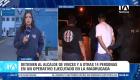 En un masivo despliegue policial y fiscal denominado Operativo Gran Fénix 66, ejecutado de manera simultánea en tres cantones del país, se logró la aprehensión del alcalde de Vinces, Alfonso Montalván, junto a su esposa, su hijo y otras 14 personas. Según información del Ministerio del Interior y de la Fiscalía General del Estado, los detenidos estarían presuntamente vinculados a una red delictiva dedicada al lavado de activos. Durante las incursiones y allanamientos a varios inmuebles, las autoridades incautaron dinero en efectivo, documentación relevante y armas de fuego. Un reporte de Paula Kuhn.