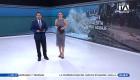 La coincidencia de las precipitaciones con un episodio de marea alta o pleamar durante la noche provocó el estancamiento y la acumulación de agua en diversas calles y avenidas principales de Guayaquil. Entre los puntos más afectados figuró un tramo de la avenida Barcelona y la bajada del Puente del Velero, donde los conductores se vieron obligados a reducir drásticamente la velocidad y circular con extremeada precaución debido al nivel del agua en la calzada.