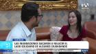 En medio de las severas anegaciones y complicaciones causadas por el invierno en Guayaquil, diversos ciudadanos desplegaron iniciativas solidarias para auxiliar a las personas varadas en las calles. Historias como las de Daniela y Sebastián reflejan la empatía de la comunidad, asistiendo a conductores atrapados en el agua y brindando apoyo a quienes quedaron vulnerables ante la acumulación del temporal. Un reporte de Ricardo Cruzatty.