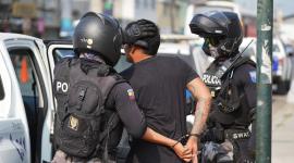 La Policía Nacional detuvo a un menor de edad durante un operativo antidelincuencial en Guayaquil.