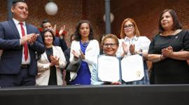 La jueza Maame Frimpong emitió su dictamen a favor de los migrantes el viernes 11 de julio del 2025.