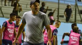 El entrenador argentino Guillermo Duró es el nuevo DT de Emelec hasta diciembre del 2025.