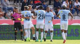 Byron Palacios marca doblete en el partido ante Macará este 27 de julio del 2025.
