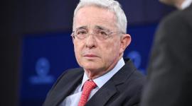 El expresidente Álvaro Uribe fue hallado culpable del delito de soborno en Colombia.