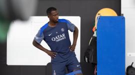 Willian Pacho inicia su segunda temporada como jugador del PSG. Busca coleccionar más títulos con el cuadro parisino.