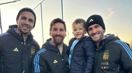 Lionel Messi se unió a los entrenamientos de Argentina para la doble fecha de Eliminatorias. Aún es un misterio si es que viaja a Guayaquil para el partido con Ecuador.