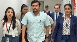 El ministro de Salud Pública, Jimmy Martín, en el recorrido en los hospitales de Manabí.