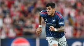Piero Hincapié debutó en la Champions ante Athletic de Bilbao. No tuvo minutos en la Premier League.