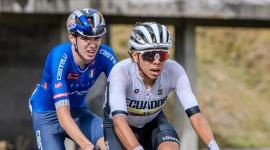 Mateo Ramírez (blanco) fue el latinoamericano mejor  ubicado en el Campeonato Mundial de Ruta.