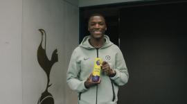 Moisés Caicedo fue el jugador del Partido ante Tottenham y acaba de ser elegido como el Jugador de la Semana en la Premier League.