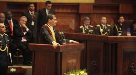 La Asamblea de Montecristi en 2008 durante la firma de la Constitución impulsada por Rafael Correa, símbolo del cambio político y social en Ecuador.